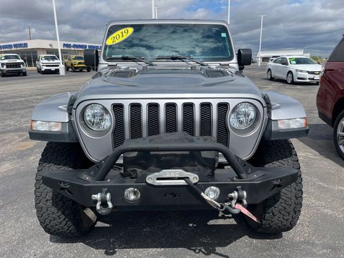 Used 2019 Jeep Wrangler Unlimited Rubicon AWD/4WD image 2