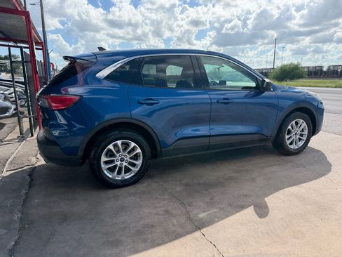 Used 2022 Ford Escape SE FWD image 15