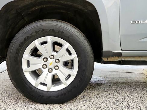 Used 2022 Chevrolet Colorado LT w/ LT Convenience Package AWD/4WD image 30