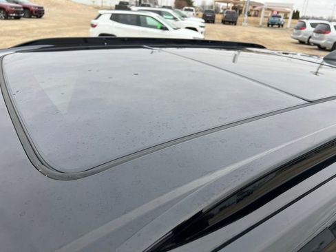 Used 2023 Chevrolet Blazer RS w/ Enhanced Convenience Package image 36