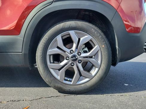 Certified 2024 Kia Seltos S image 7