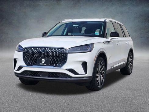 New 2026 Lincoln Aviator Reserve image 3