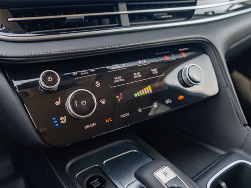 Certified 2026 INFINITI QX60 Luxe FWD image 18