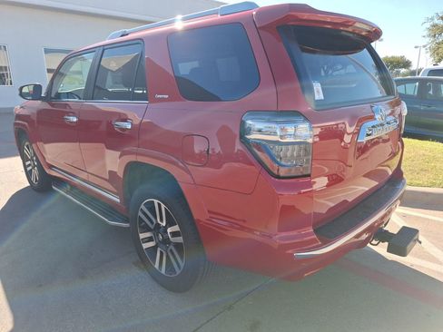 Used 2020 Toyota 4Runner Limited image 4