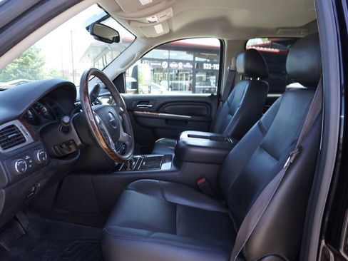 Used 2014 GMC Sierra 3500 Denali w/ Snow Plow Prep Package AWD/4WD image 23
