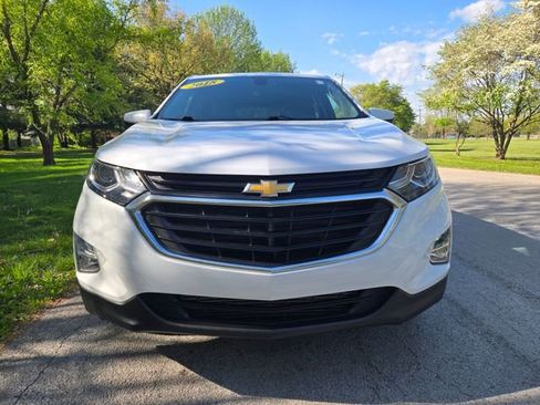 Used 2018 Chevrolet Equinox LT FWD image 9