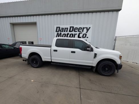 Used 2018 Ford F250 XL w/ Power Equipment Group image 18