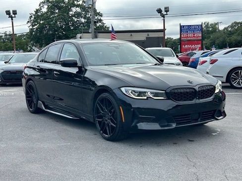 Used 2019 BMW 330i xDrive Sedan w/ Premium Package AWD/4WD image 3