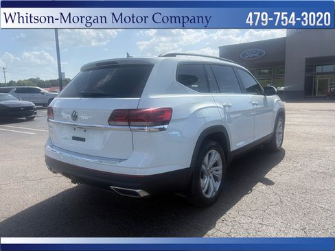 Used 2023 Volkswagen Atlas SE w/ Panoramic Sunroof Package FWD image 6