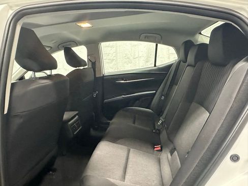 Used 2025 Toyota Camry LE image 46