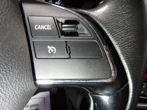 Used 2019 Mitsubishi Outlander SEL AWD/4WD image 19