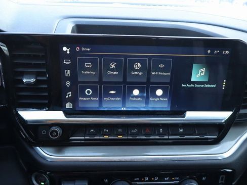 Used 2022 Chevrolet Silverado 1500 High Country image 8