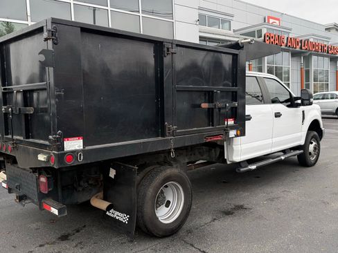 Used 2019 Ford F350 XL w/ Power Equipment Group image 7