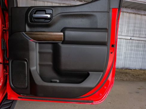 Used 2021 Chevrolet Silverado 1500 LT Trail Boss w/ Convenience Package II image 48