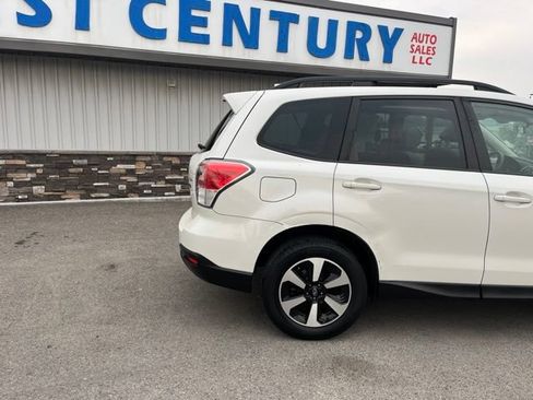 Used 2018 Subaru Forester 2.5i Premium AWD/4WD image 15