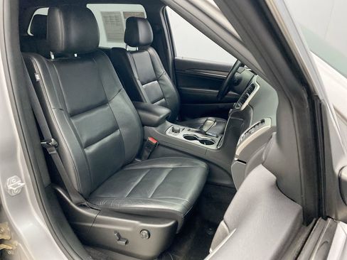 Used 2018 Jeep Grand Cherokee Limited AWD/4WD image 23