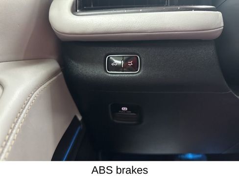 Used 2026 Lincoln Navigator Black Label AWD/4WD image 42