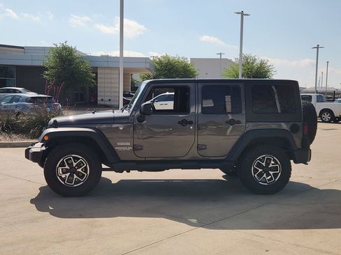 Used 2017 Jeep Wrangler Unlimited Sport w/ Quick Order Package 24S image 4