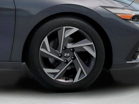 New 2026 Hyundai Elantra SEL Sport Premium FWD image 8