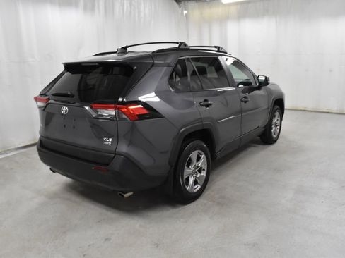 Used 2022 Toyota RAV4 XLE image 5