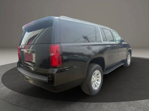 Used 2018 Chevrolet Suburban LT AWD/4WD image 5