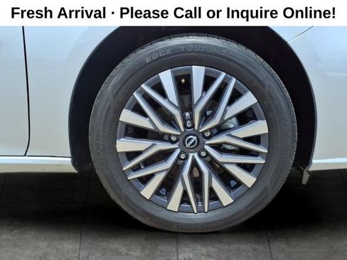 Used 2023 Nissan Altima 2.5 SV AWD/4WD image 9