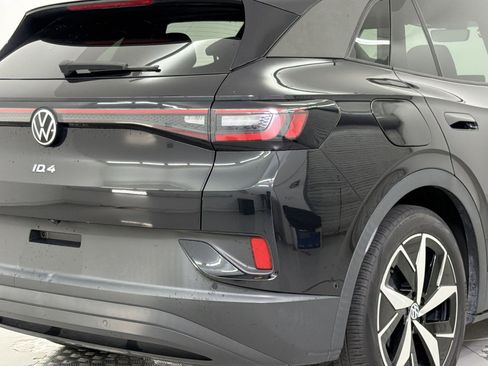 Used 2023 Volkswagen ID.4 S RWD image 12