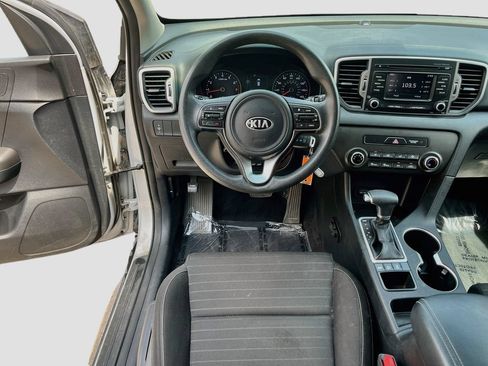 Used 2018 Kia Sportage LX w/ Paint Protection Package AWD/4WD image 21