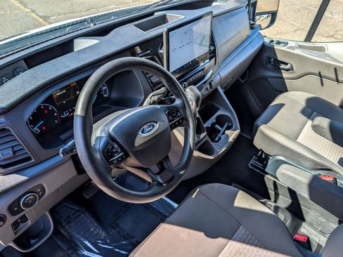 Used 2023 Ford Transit 350 XLT image 17