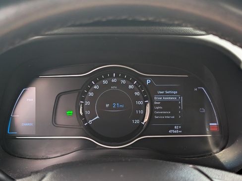 Used 2021 Hyundai Kona Limited FWD image 23