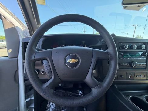 Used 2025 Chevrolet Express 3500 LT w/ LT Preferred Equipment Group RWD image 18