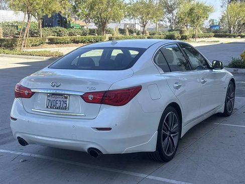 Used 2016 INFINITI Q50 3.0t Premium w/ Driver Assistance Package RWD image 3