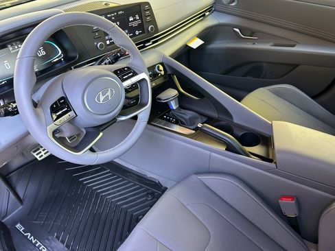 New 2026 Hyundai Elantra Sport FWD image 10