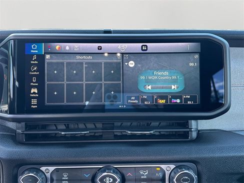 Used 2024 Jeep Wrangler Sport image 18