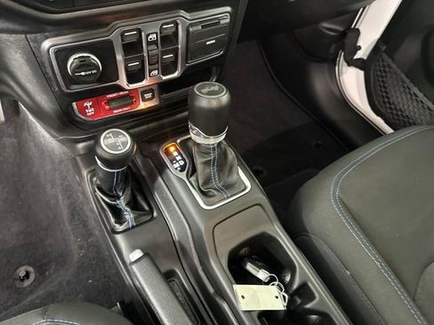 Used 2023 Jeep Wrangler Unlimited Rubicon 4xe image 20