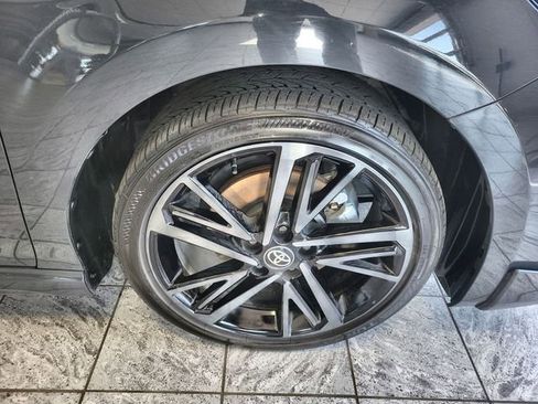 Used 2025 Toyota Camry XSE w/ Premium Plus Package image 10