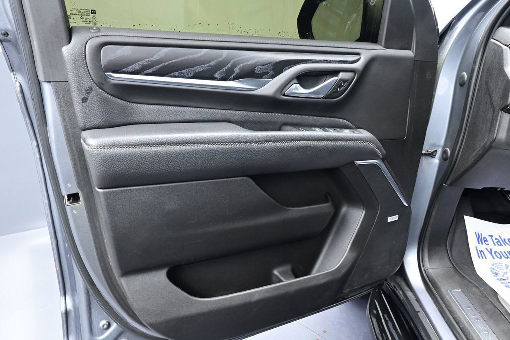 Used 2021 GMC Yukon XL Denali AWD/4WD image 31