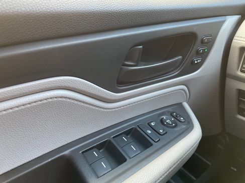 Used 2020 Honda Odyssey EX-L image 11