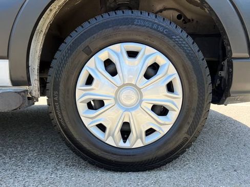 Used 2023 Ford Transit 250 Low Roof w/ Exterior Upgrade Package RWD image 13