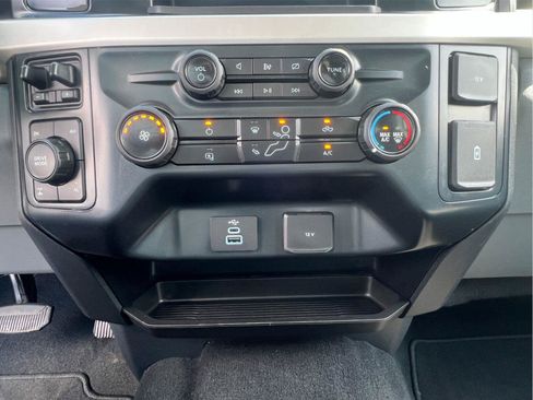 Used 2023 Ford F250 XL w/ STX Appearance Package AWD/4WD image 40