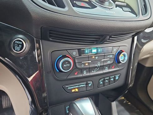 Used 2018 Ford Escape Titanium w/ Ford Safe & Smart Package image 22