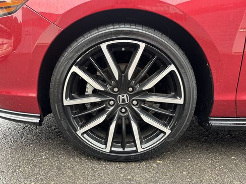 Used 2023 Honda Accord Touring image 4