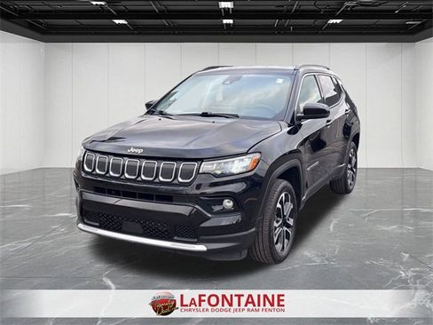 Certified 2022 Jeep Compass Limited image 1