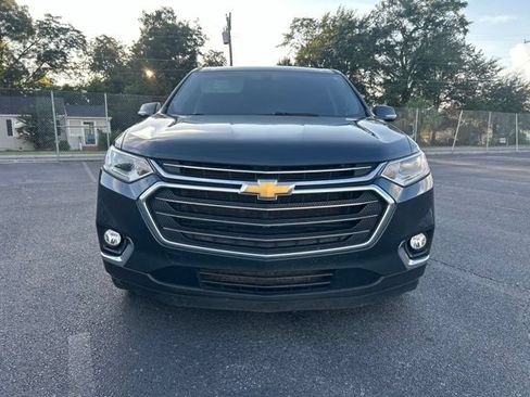 Used 2020 Chevrolet Traverse LT FWD image 7