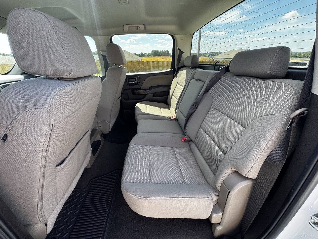 Used 2018 Chevrolet Silverado 1500 LT w/ Texas Edition RWD image 13