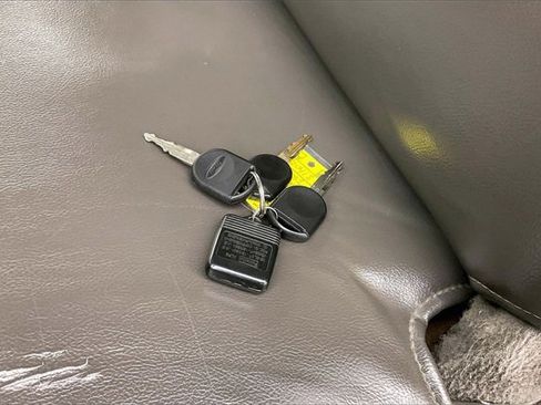 Used 2009 Ford F350 XL image 13