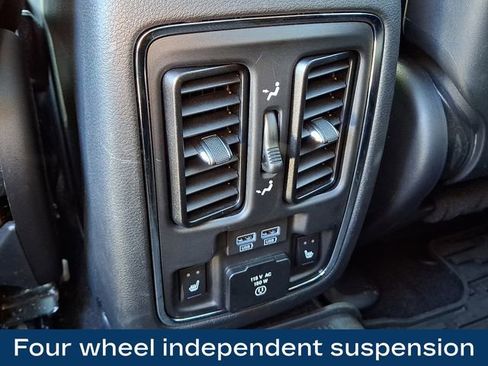Used 2019 Jeep Grand Cherokee Overland image 13