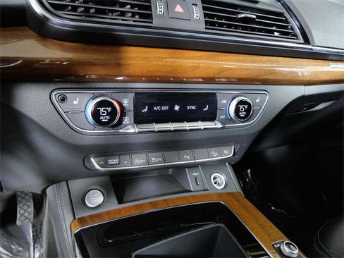 Used 2022 Audi Q5 2.0T Premium Plus image 19