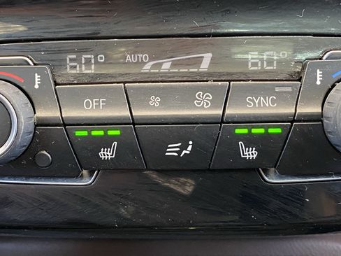 Used 2018 BMW X1 xDrive28i AWD/4WD image 14