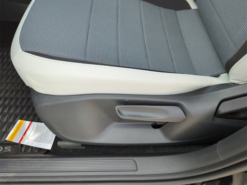 New 2025 Volkswagen Taos S image 27